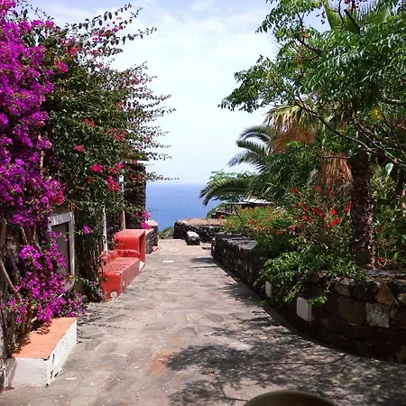 Dammuso U Sarduni 度假居 *