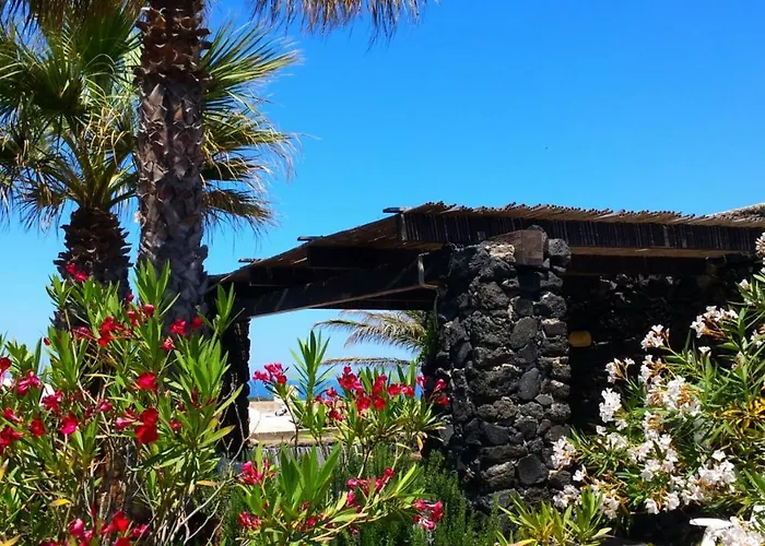 Nyaraló Dammuso U Sarduni *